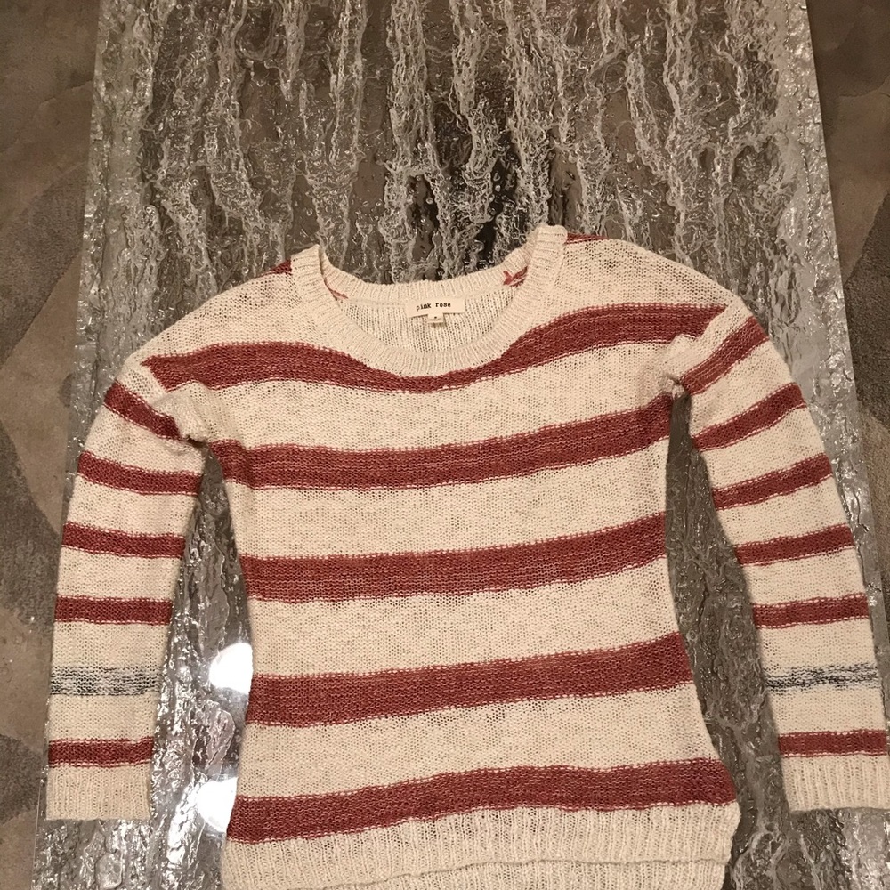 Pink Rose Sweter